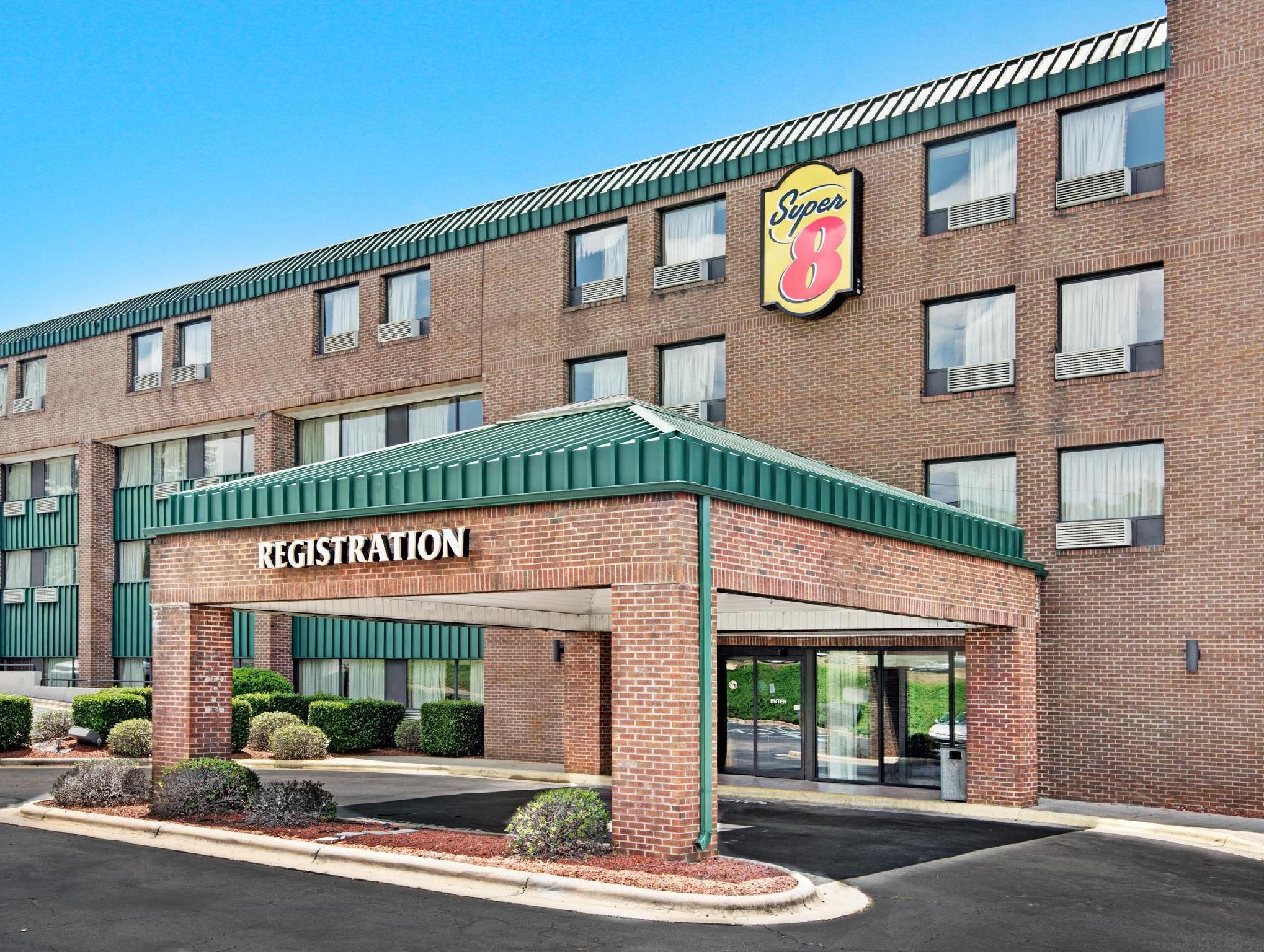 Super 8 By Wyndham Raleigh North East Hotell Exteriör bild